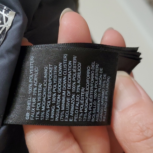 EUC NORTH FACE Girls down winter coat - Picture 6 of 10